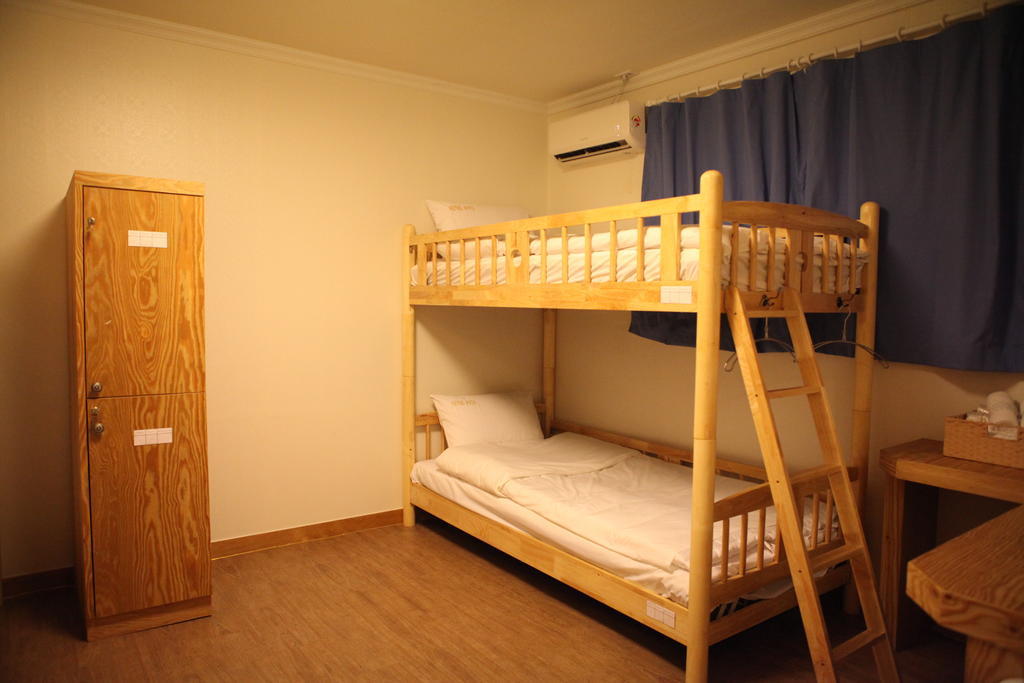 Atti Guesthouse Сеул Стая снимка