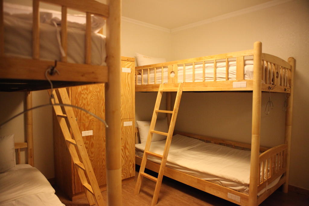Atti Guesthouse Сеул Екстериор снимка
