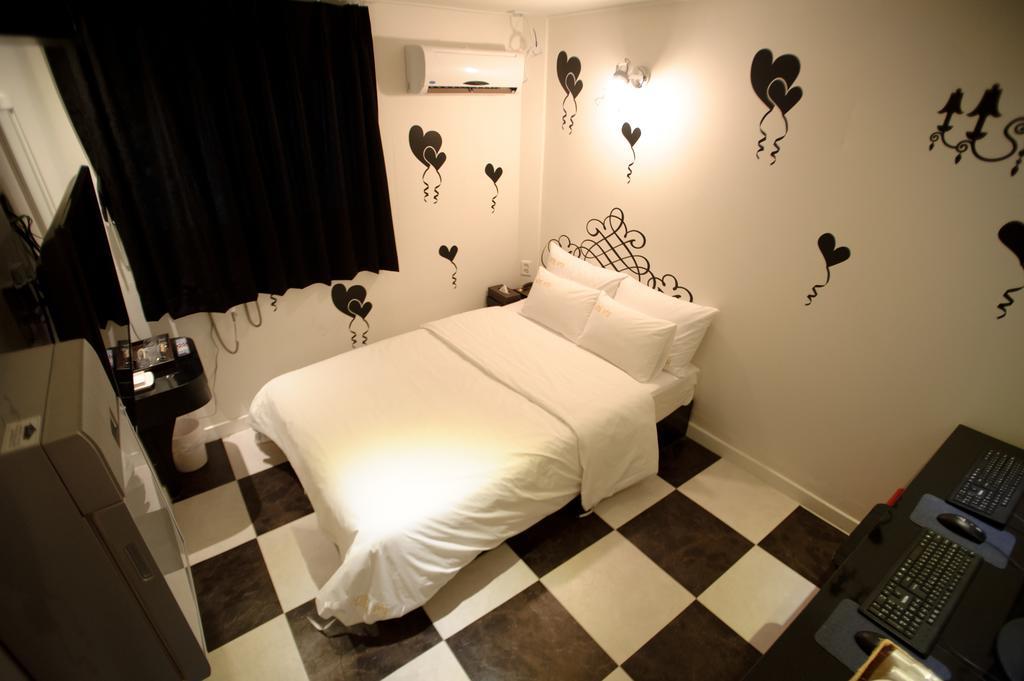 Atti Guesthouse Сеул Екстериор снимка