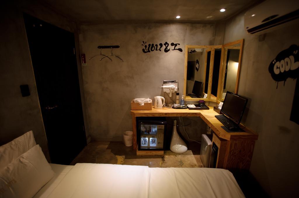 Atti Guesthouse Сеул Екстериор снимка