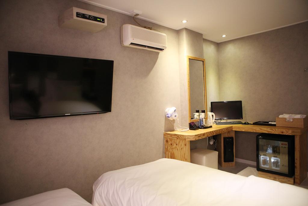 Atti Guesthouse Сеул Екстериор снимка