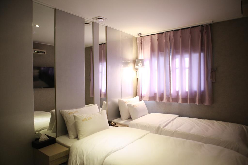 Atti Guesthouse Сеул Екстериор снимка