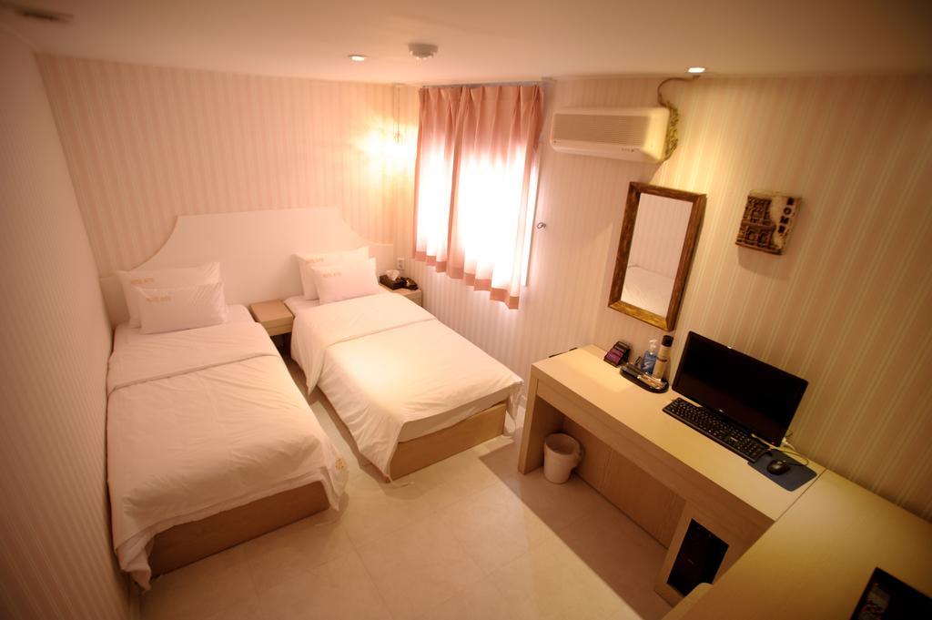 Atti Guesthouse Сеул Екстериор снимка