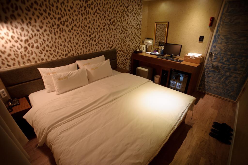 Atti Guesthouse Сеул Екстериор снимка