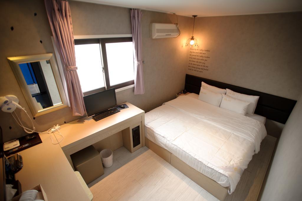 Atti Guesthouse Сеул Екстериор снимка