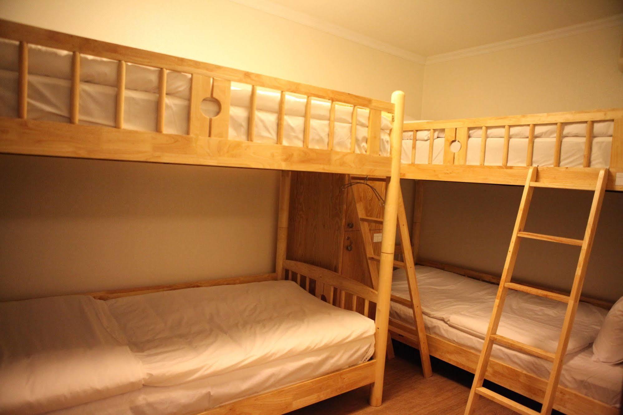 Atti Guesthouse Сеул Екстериор снимка